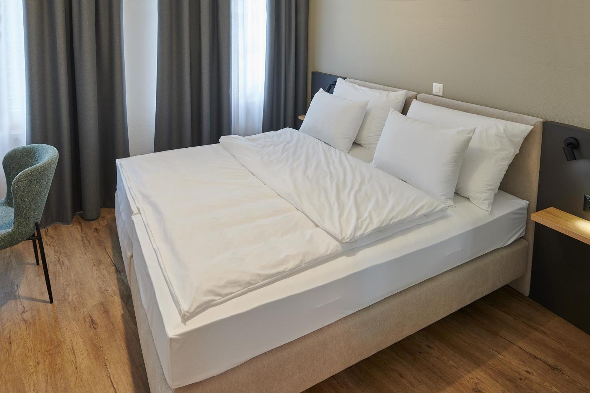 Hotel Jaeger Jeuss - Murten - Self-Check-In Εξωτερικό φωτογραφία